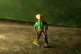 BRITAINS HERALD SWOPPET WW WILD WEST Cowboy Walking Aiming To Draw Green Top - atonal.se