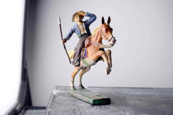 COMPOSITION ELASTOLIN Wild West Cowboy Mounted Scout Shading Face w Rifle ~7cm A - atonal.se