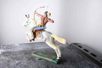 COMPOSITION ELASTOLIN Wild West Indian Mounted Archer Aiming Front ~7cm F - atonal.se