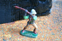 COMPOSITION ELASTOLIN Wild West WW Cowboy Standing Clubbing w Rifle Q ~7,5cm - atonal.se