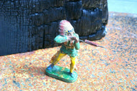 COMPOSITION ELASTOLIN WildWest WW Indian Standing Shooting Rifle Q ~7,5cm - atonal.se