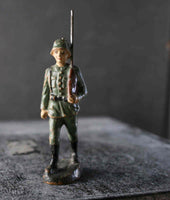 COMPOSITION ELASTOLIN WWI World War 1 Reichswehr German Army Soldier Marching 2 O - atonal.se