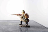 COMPOSITION Elastolin WWII World War German Kneeling Rifle Shooter ~7cm D - atonal.se