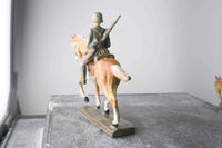 COMPOSITION ELASTOLIN WWII World War German Mounted Riding Restful Rifle ~7cm FC - atonal.se