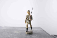 COMPOSITION Elastolin WWII World War German Soldier w Rifle Marching ~7cm c D - atonal.se