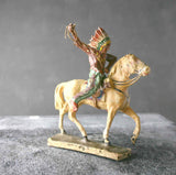 COMPOSITION DUROLIN Wild West Mounted Indian Lasso Slinger On Slow Horse Q