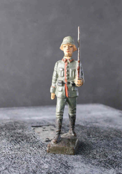 COMPOSITION LINEOL WWI World War Red Line German Army Soldier Marching7 ~6,5cm M