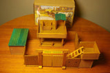 DDR GDR East Germany VERO Wild West Wood Holz Cowboy Fortification Fort Texas Box