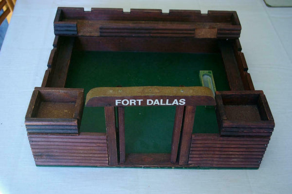 DANSK LEGETOJSFABRIK Of Denmark Fort Dallas Sturdy Wood Pieces On Bottom Board - __ATONAL__