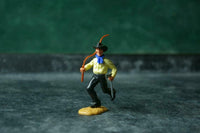 TIMPO WW Wild West Cowboy On Foot Running Worker Yellow Top Black Leg Whip Axe - atonal.se