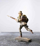 COMPOSITION LINEOL WWII World War German Soldier Running Rifle Charge ~7cm K - __ATONAL__