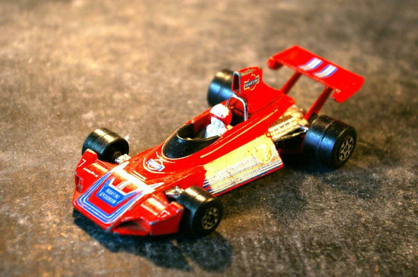 CORGI K 72 Brabham BT44B F1 Car Red Die Cast Width=6cm Length=12cm - __ATONAL__