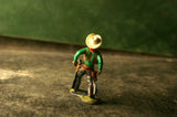 BRITAINS HERALD SWOPPET WW WILD WEST Cowboy Walking Aiming To Draw Green Top - __ATONAL__